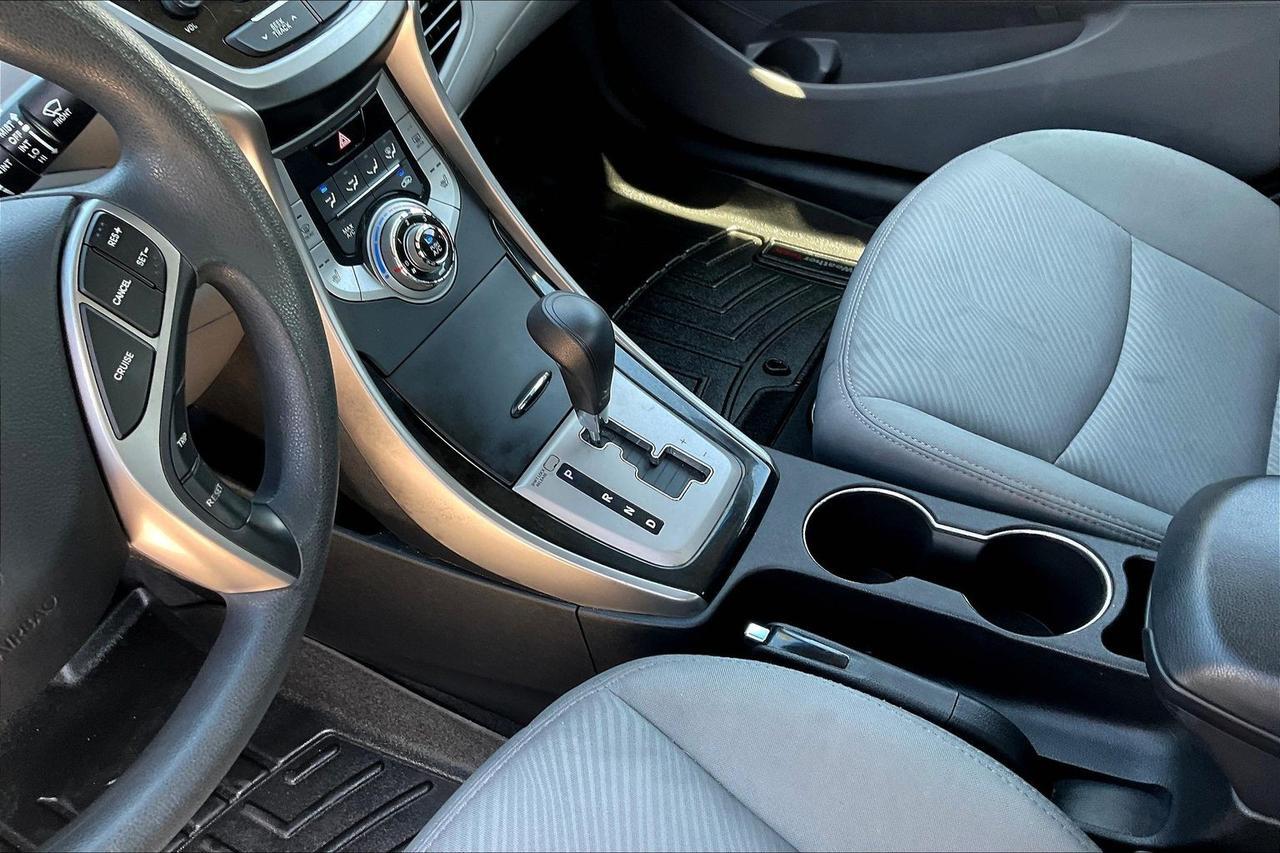 2013 HYUNDAI ELANTRA GLS Houston TX