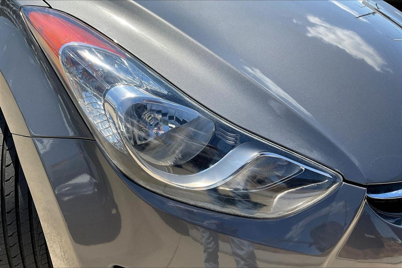 2013 HYUNDAI ELANTRA GLS Houston TX