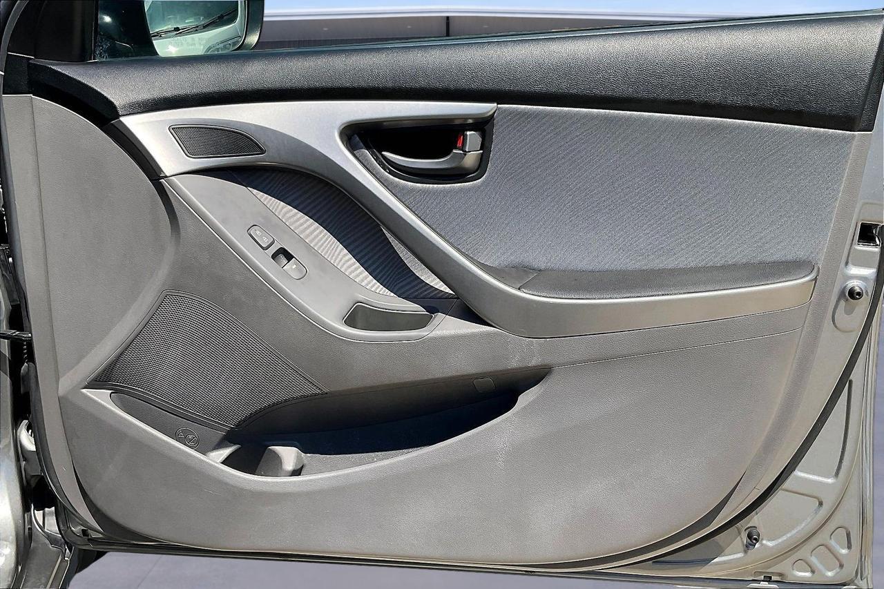 2013 HYUNDAI ELANTRA GLS Houston TX