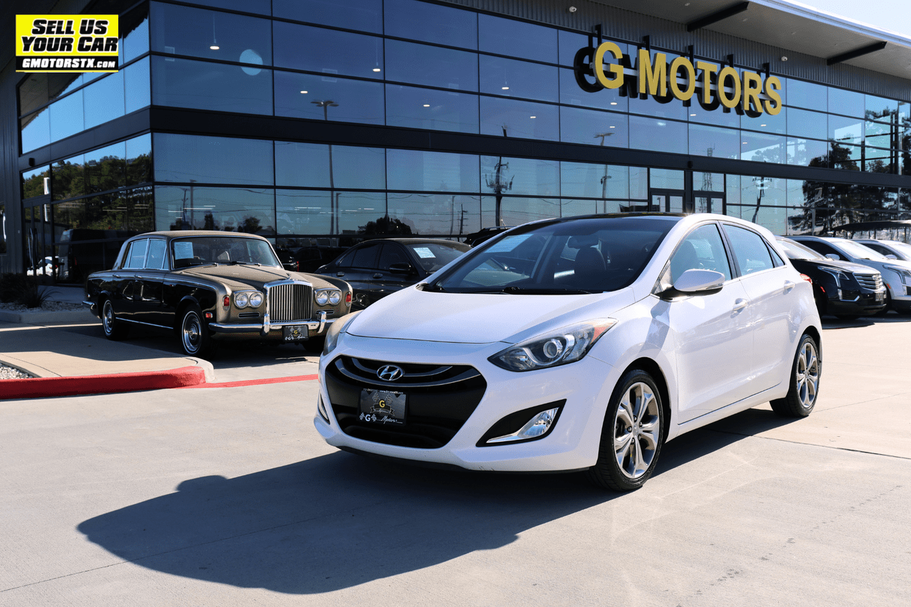 2013 Hyundai Elantra GT Base's photo