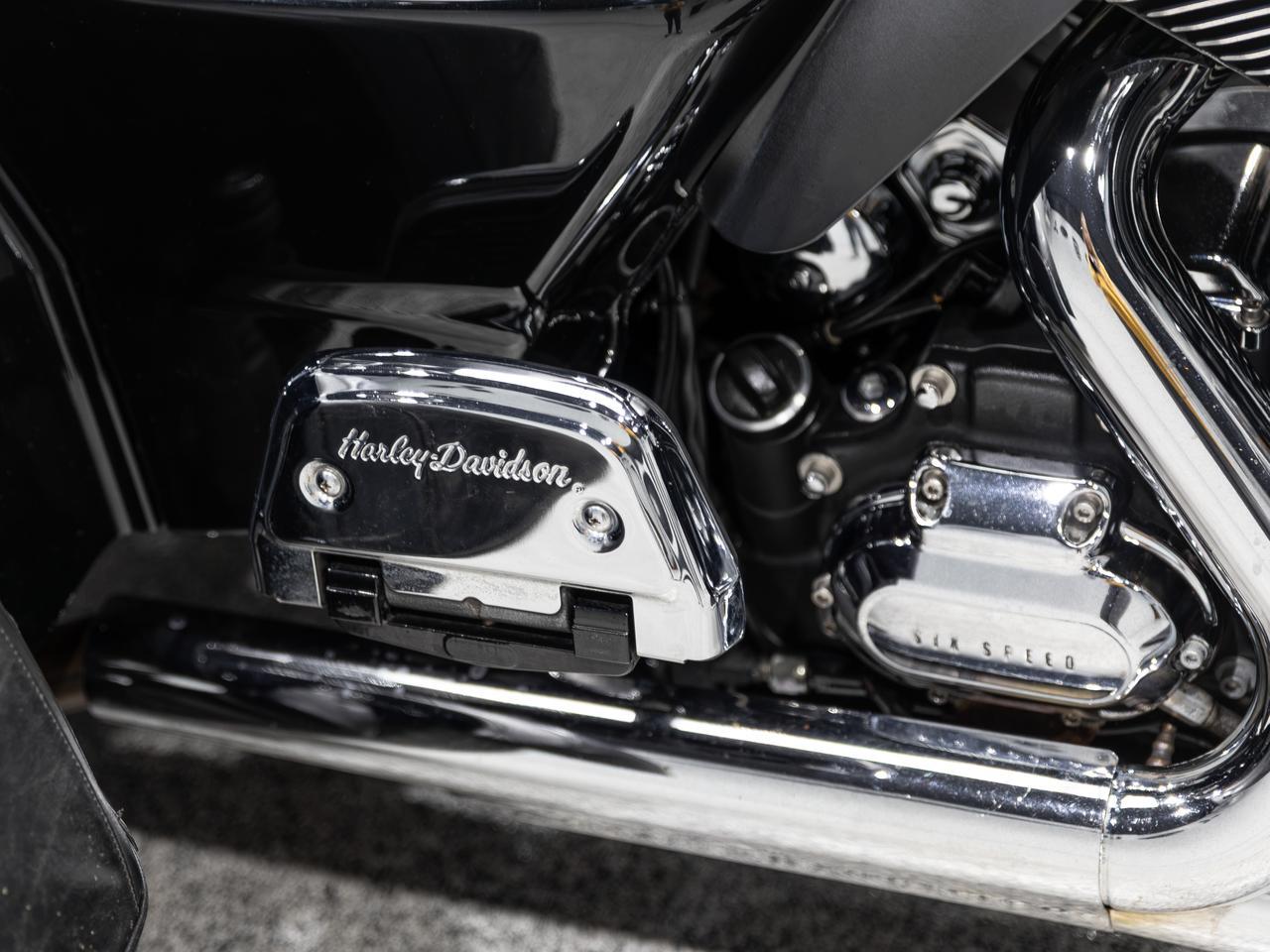 2013 Harley-Davidson TRI Glide (Flhtcutg) Ultra Classic Cranberry PA
