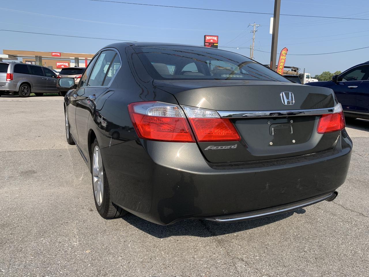 2013 Honda Accord EX Sedan 4D Aurora MO