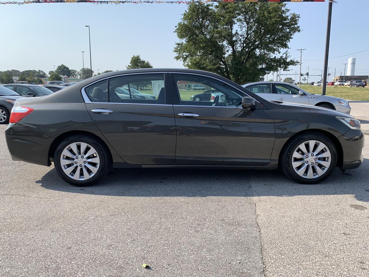 2013 Honda Accord EX Sedan 4D Aurora MO