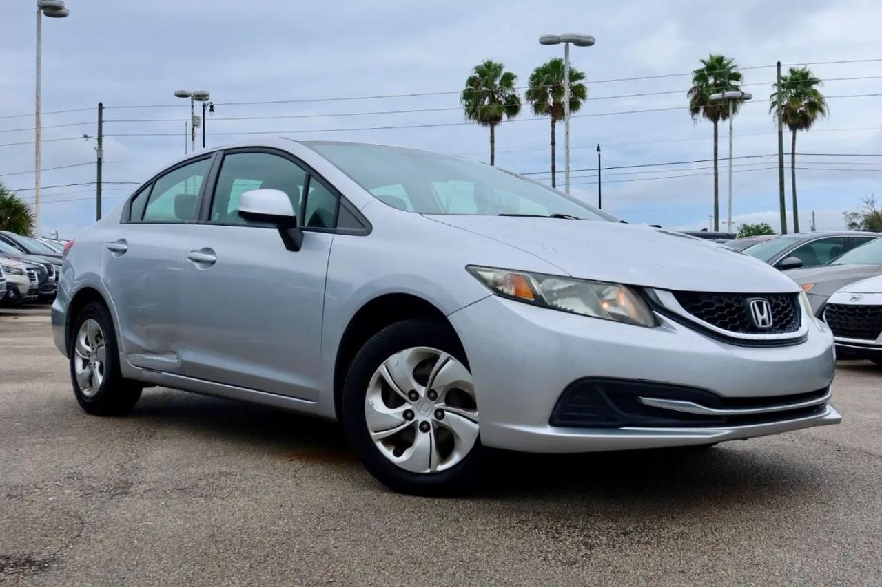 2013 Honda Civic LX Sedan 4D