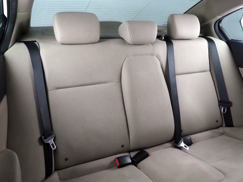 2013 Honda Civic LX Sedan *AUTOMATIC, BACKUP-CAMERA, CRUISE CONTROL, MULTI-FUNCTION STEERING WHEEL, POWER WINDOWS/LOCKS, BLUETOOTH PHONE & AUDIO Round Rock TX