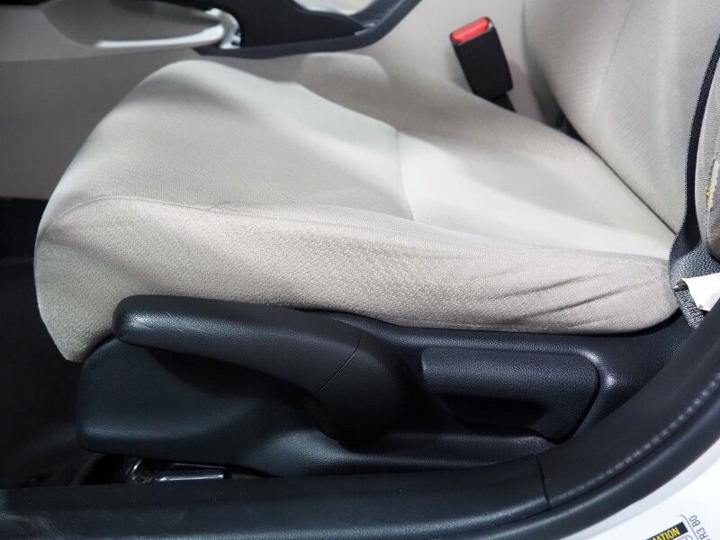 2013 Honda Civic LX Sedan *AUTOMATIC, BACKUP-CAMERA, CRUISE CONTROL, MULTI-FUNCTION STEERING WHEEL, POWER WINDOWS/LOCKS, BLUETOOTH PHONE & AUDIO Round Rock TX