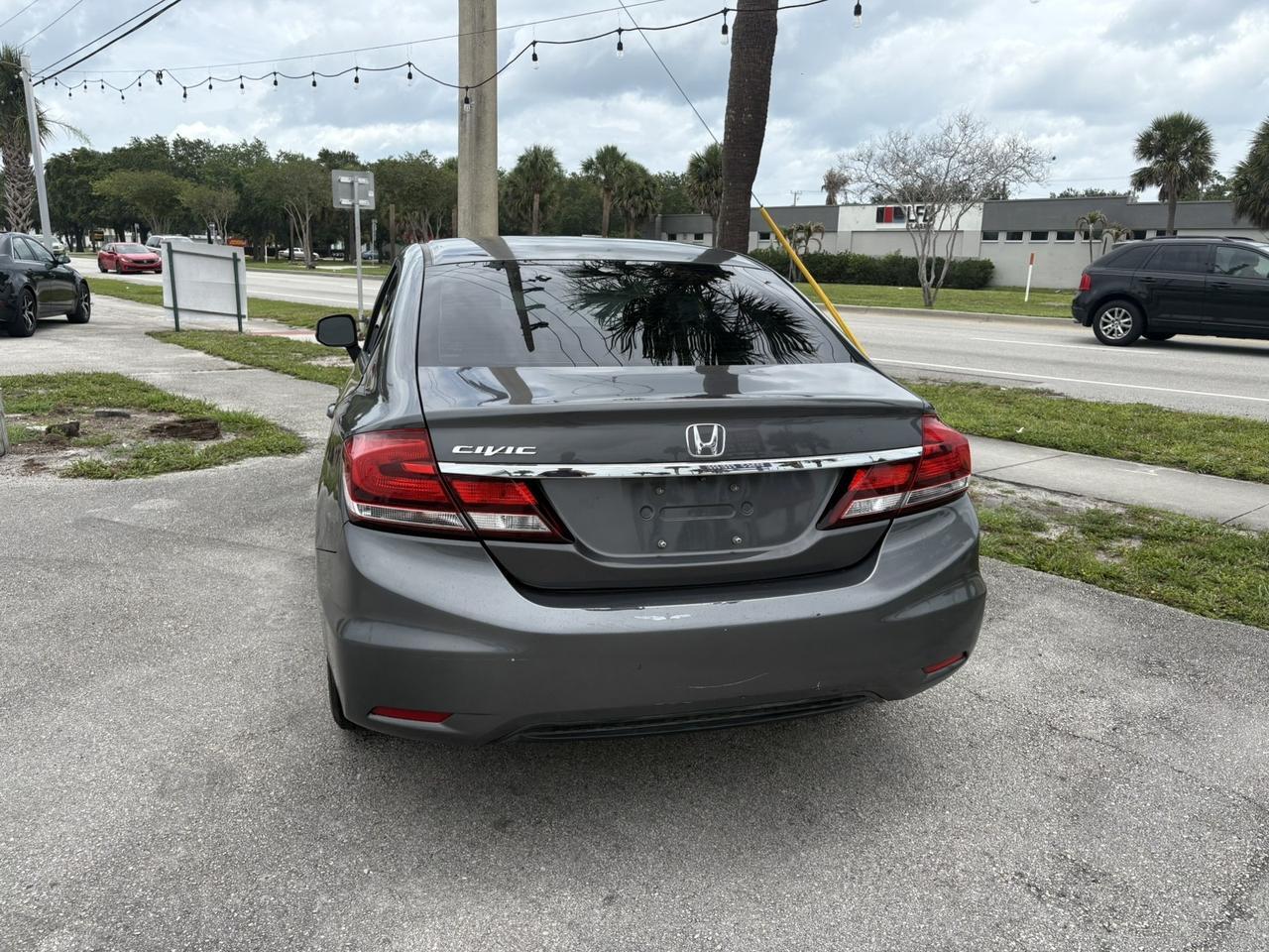 2013 Honda Civic Sdn LX