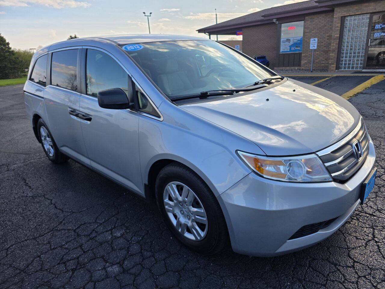 2013 Honda Odyssey LX 4dr Mini Van