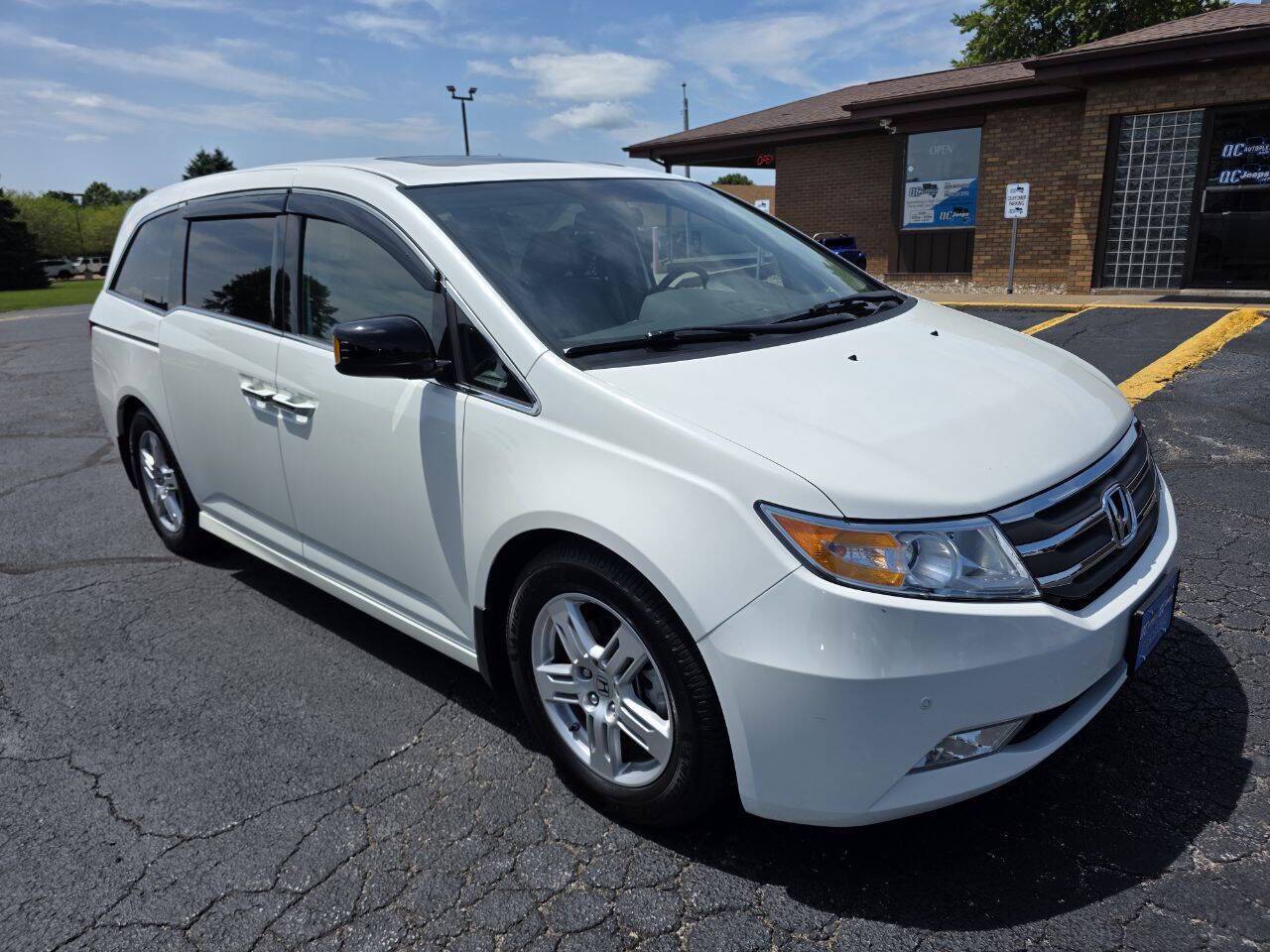 2013 Honda Odyssey Touring 4dr Mini Van Eldridge IA