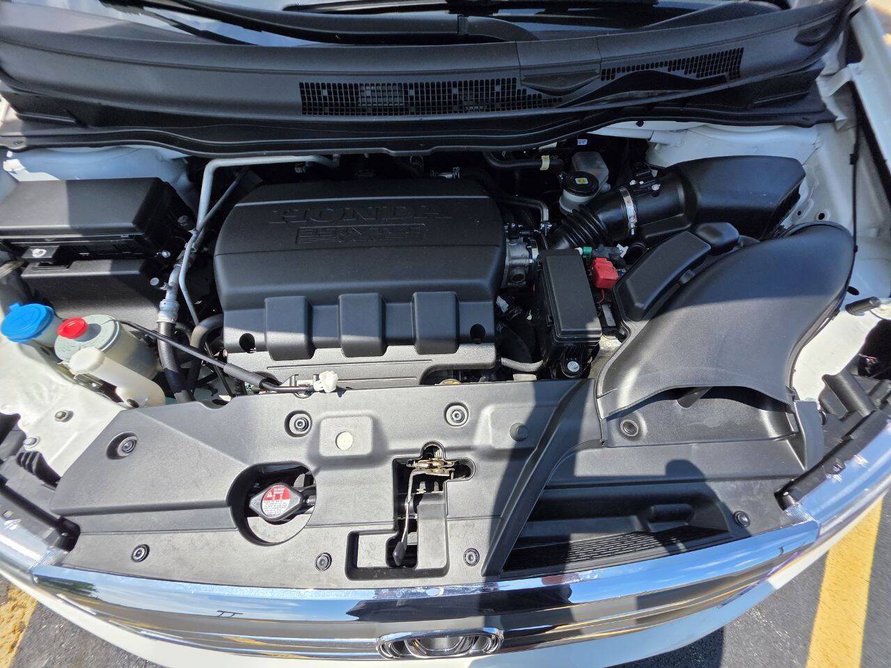 2013 Honda Odyssey Touring 4dr Mini Van Eldridge IA