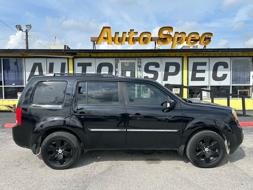 2013 Honda Pilot Touring 2WD 5-Spd AT
