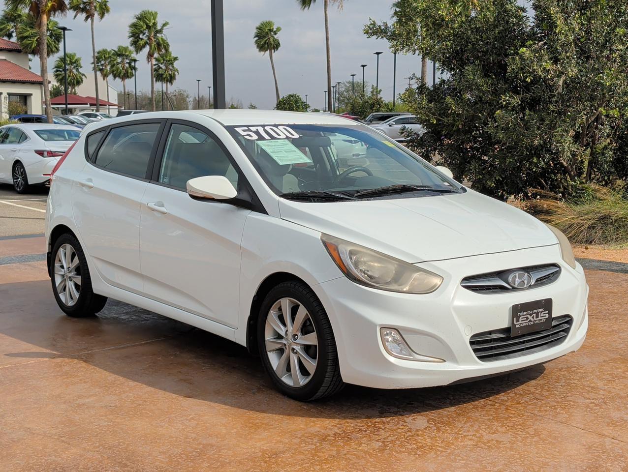 2013 Hyundai Accent SE
