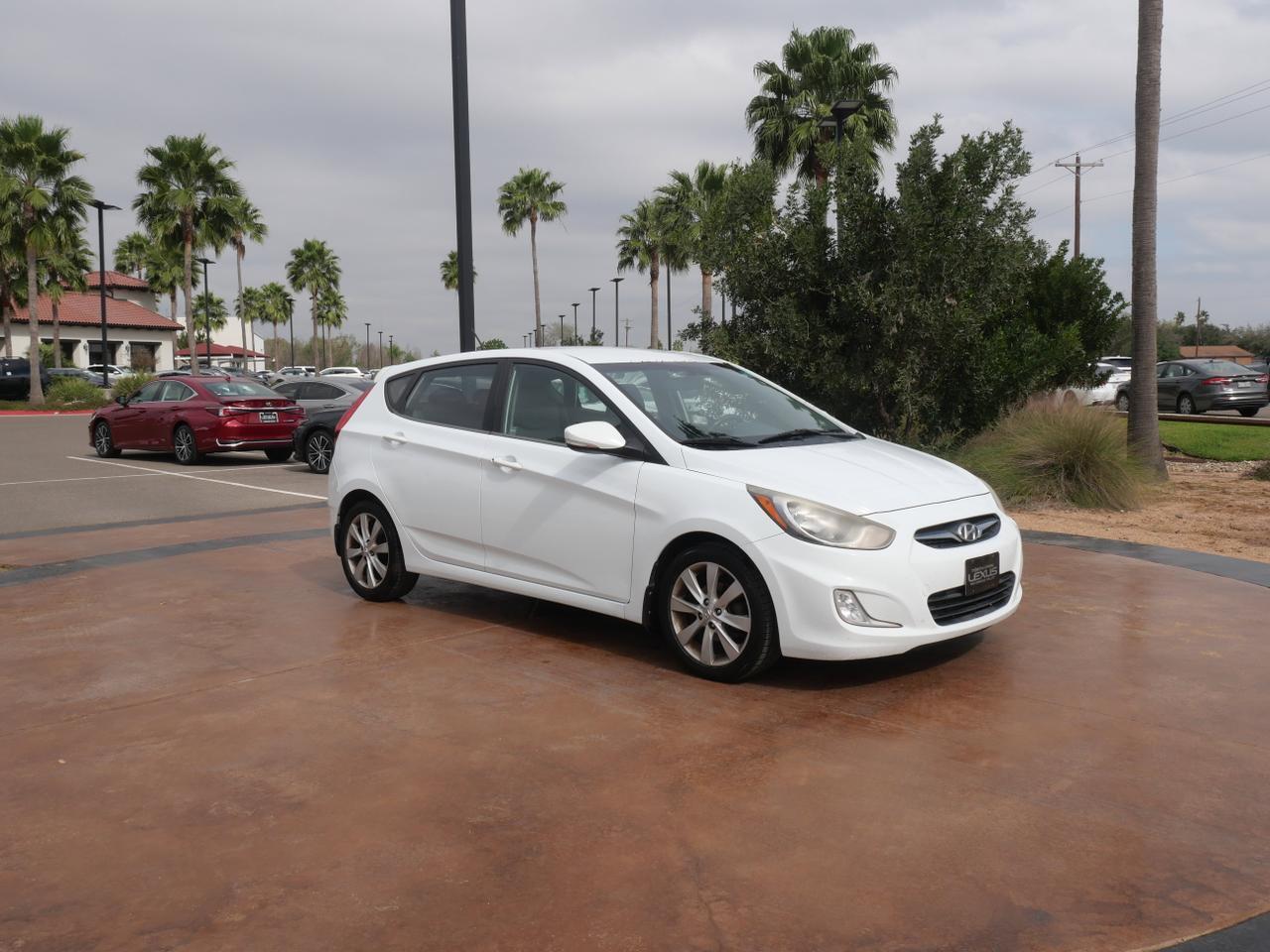 2013 Hyundai Accent SE