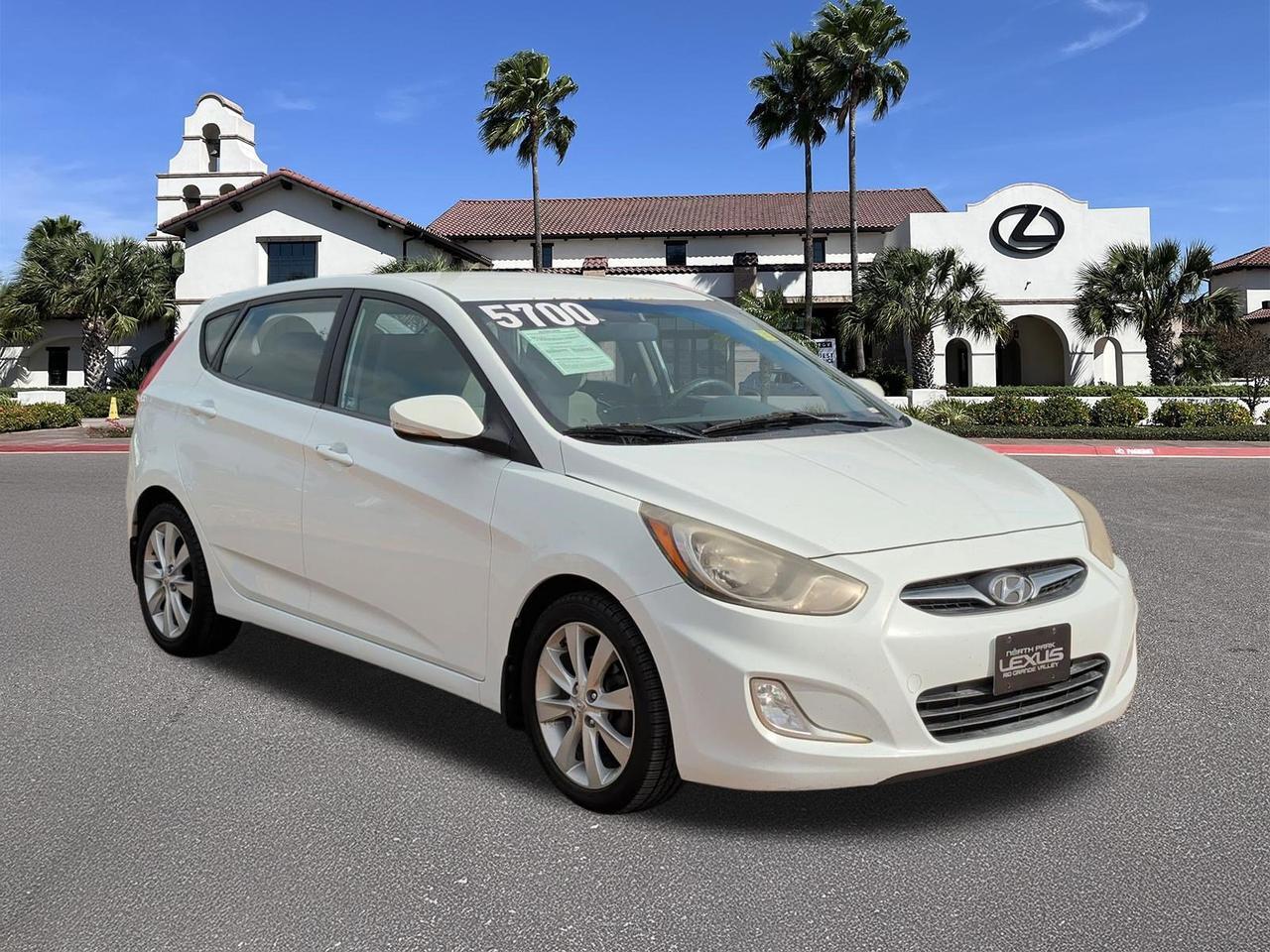 2013 Hyundai Accent SE