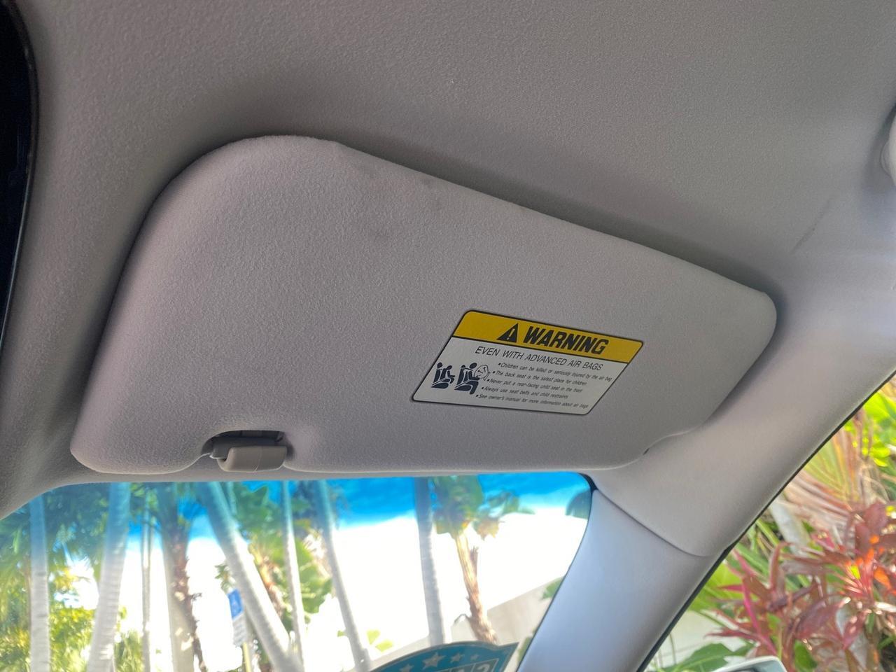 2013 Hyundai Azera LOW MILES 12,752 LEATHER LOADED Pompano Beach FL