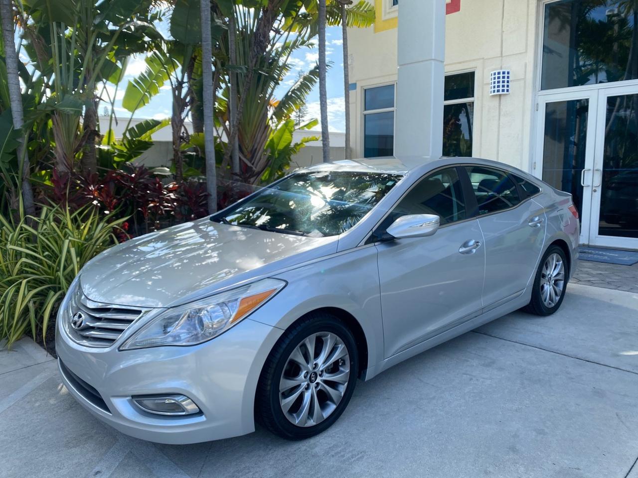 2013 Hyundai Azera LOW MILES 12,752 LEATHER LOADED Pompano Beach FL