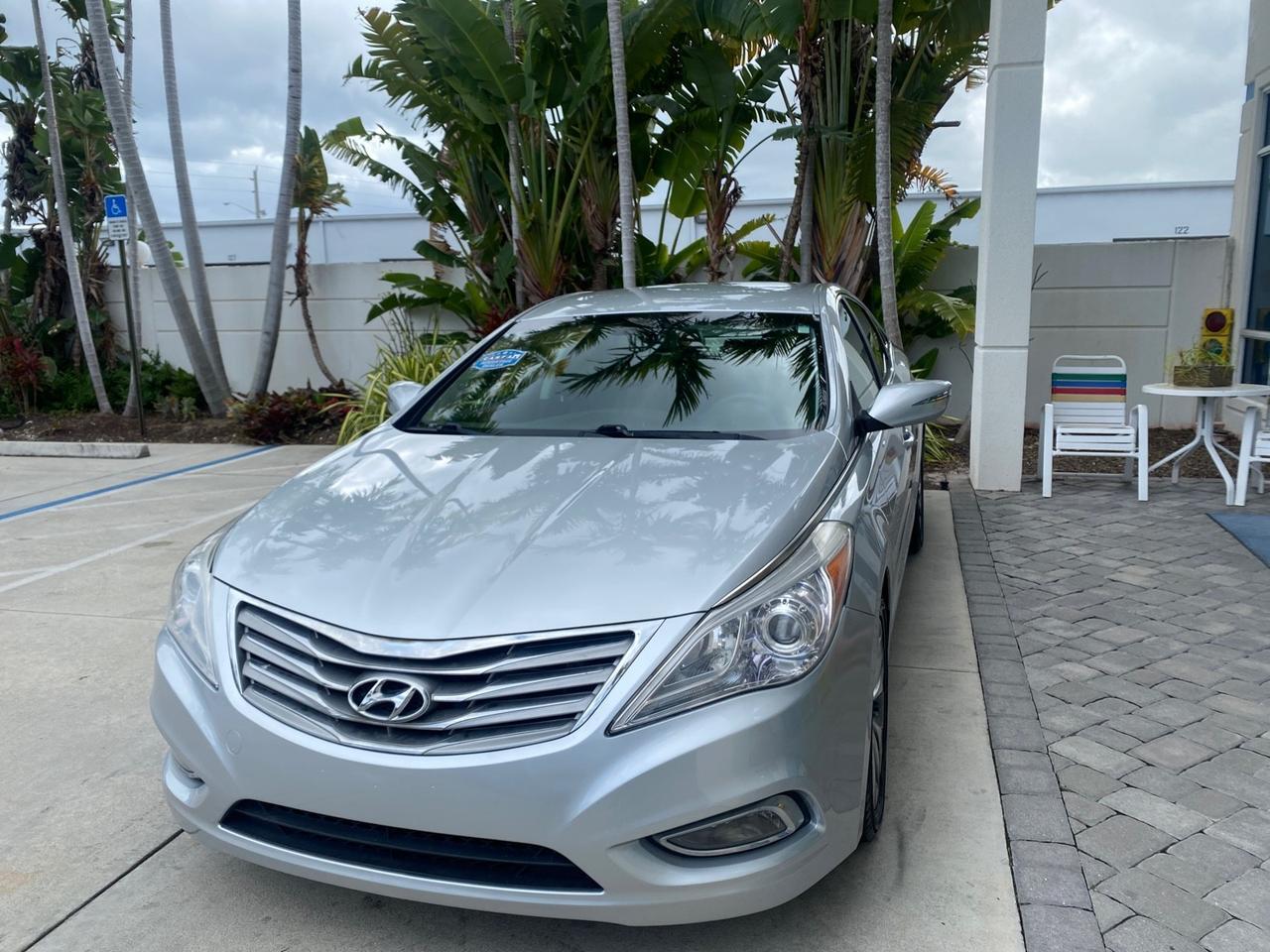 2013 Hyundai Azera LOW MILES 12,752 LEATHER LOADED Pompano Beach FL