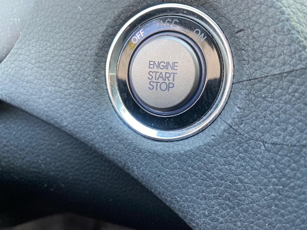 2013 Hyundai Azera LOW MILES 12,752 LEATHER LOADED Pompano Beach FL