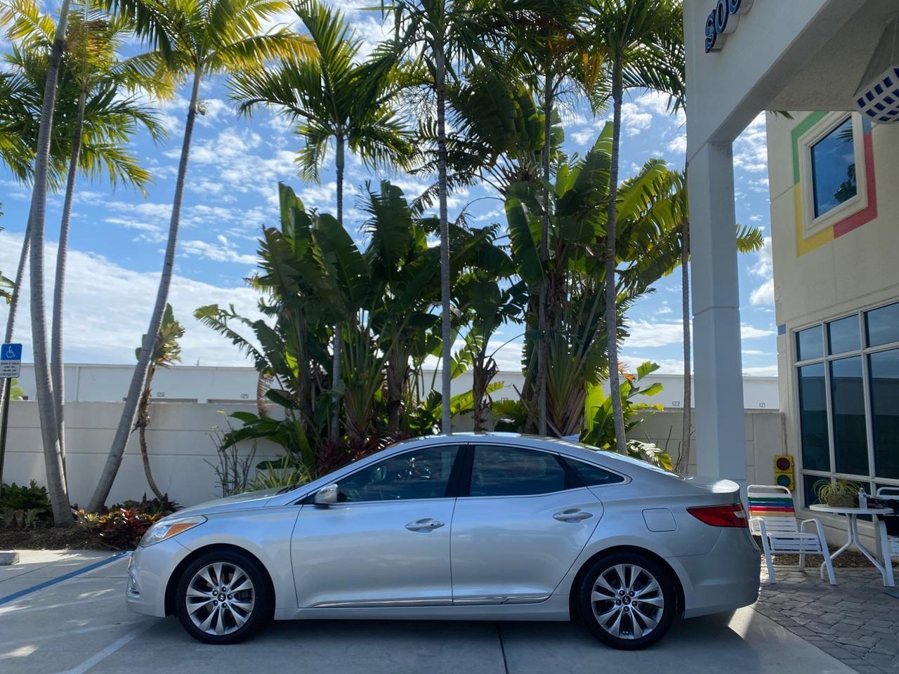 2013 Hyundai Azera LOW MILES 12,752 LEATHER LOADED Pompano Beach FL