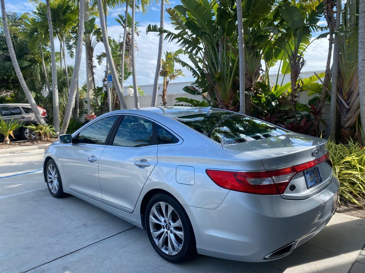2013 Hyundai Azera LOW MILES 12,752 LEATHER LOADED Pompano Beach FL