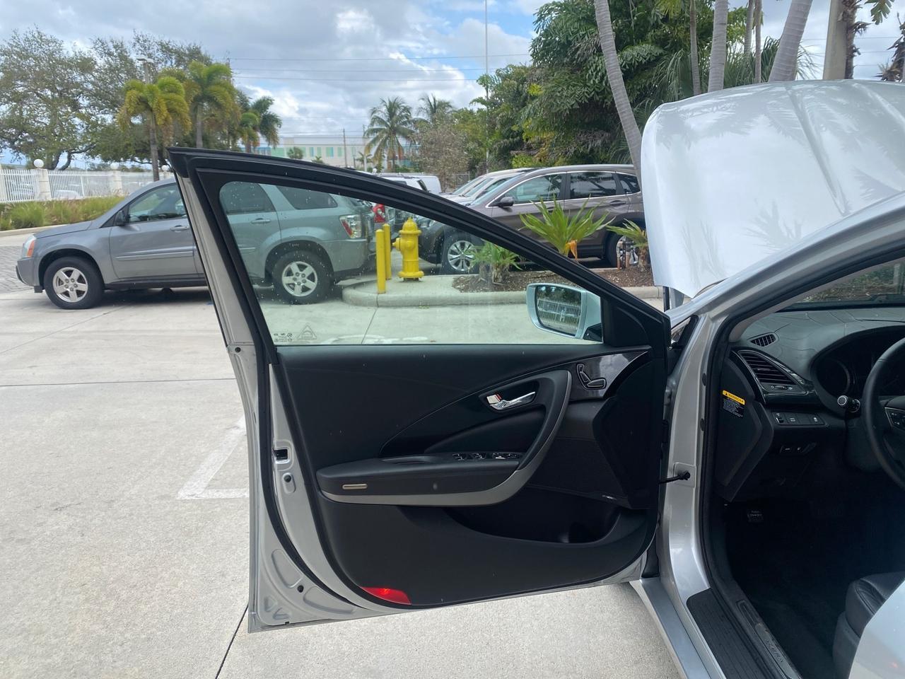 2013 Hyundai Azera LOW MILES 12,752 LEATHER LOADED Pompano Beach FL