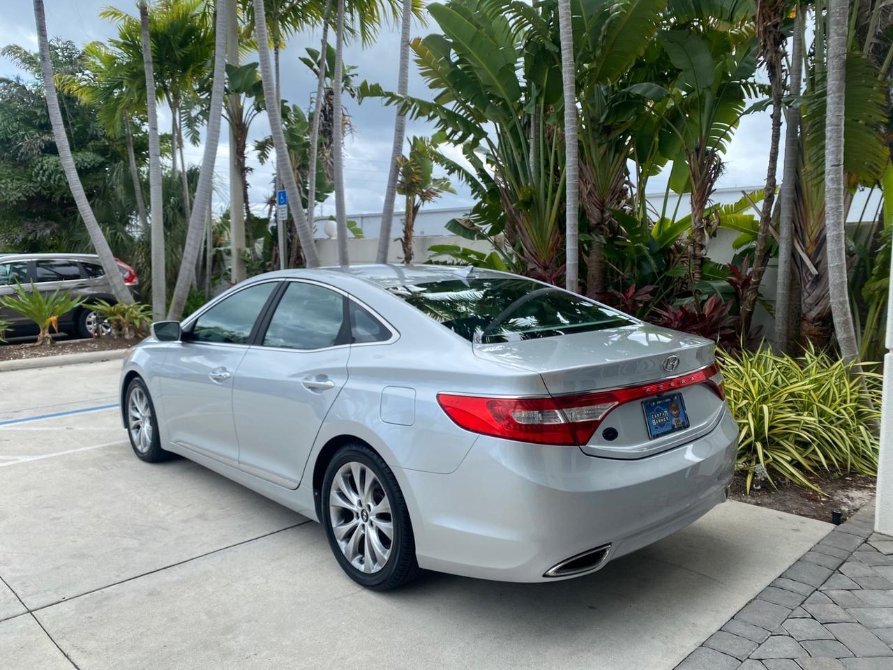 2013 Hyundai Azera LOW MILES 12,752 LEATHER LOADED Pompano Beach FL