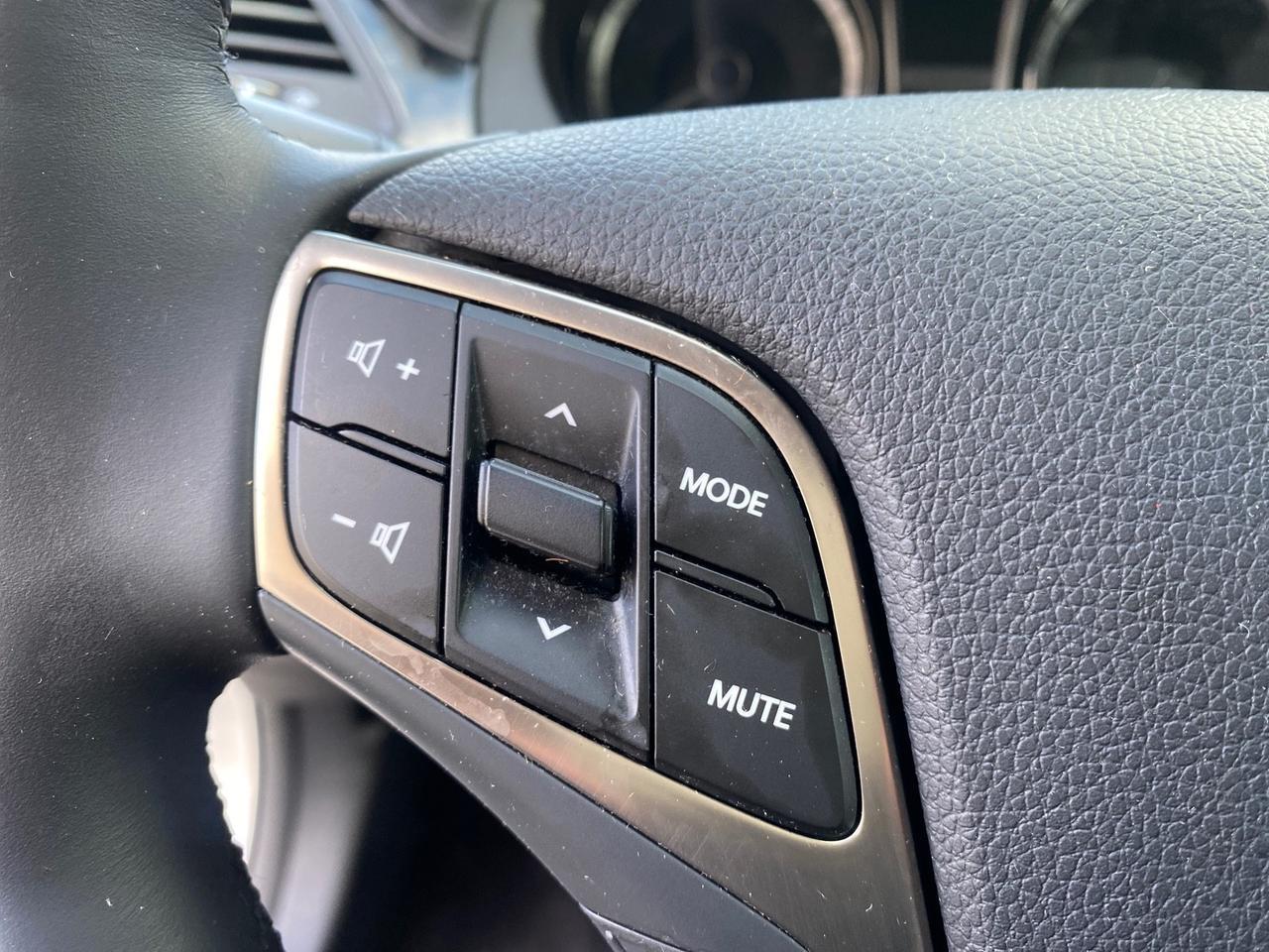 2013 Hyundai Azera LOW MILES 12,752 LEATHER LOADED Pompano Beach FL