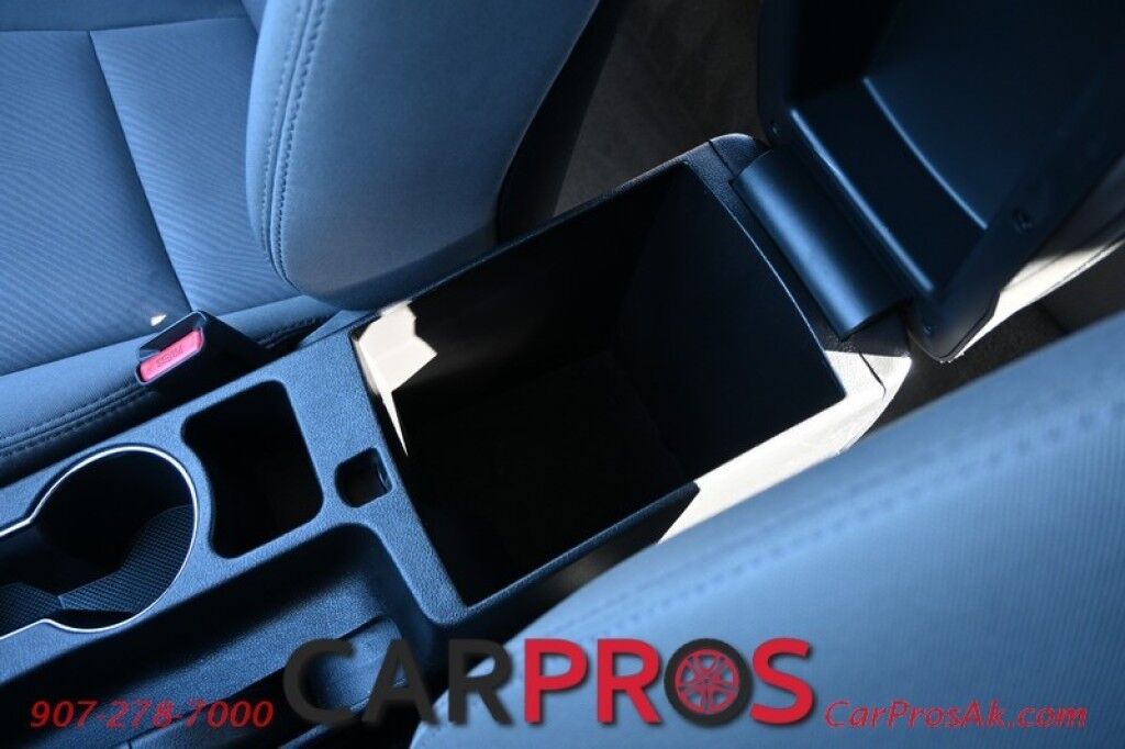 2013 Hyundai Elantra GLS - Automatic - Keyless Entry - Power Mirrors, Windows & Door Locks - Cruise Control - Air Conditioning - Alloy Wheels Anchorage AK