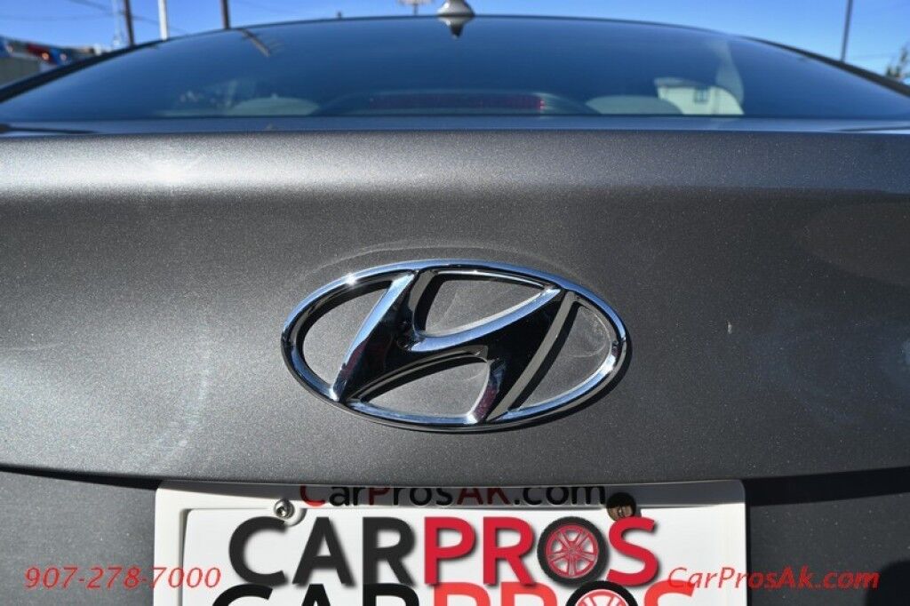 2013 Hyundai Elantra GLS - Automatic - Keyless Entry - Power Mirrors, Windows & Door Locks - Cruise Control - Air Conditioning - Alloy Wheels Anchorage AK