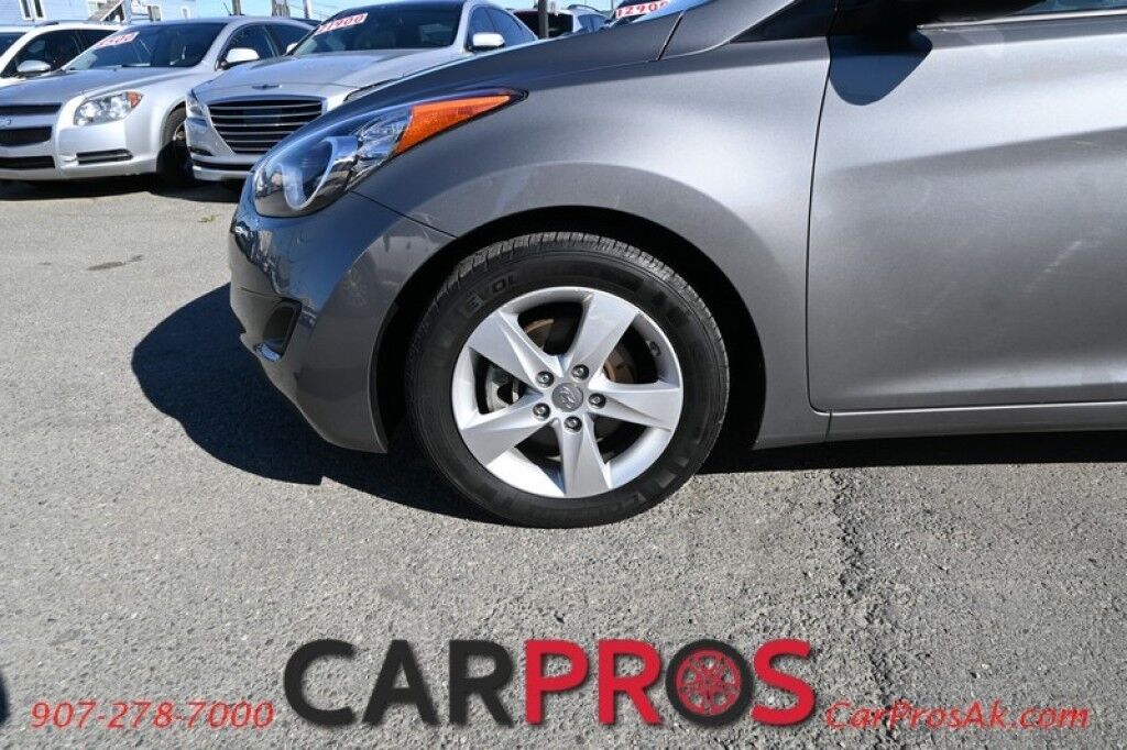 2013 Hyundai Elantra GLS - Automatic - Keyless Entry - Power Mirrors, Windows & Door Locks - Cruise Control - Air Conditioning - Alloy Wheels Anchorage AK