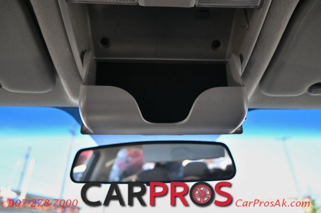 2013 Hyundai Elantra GLS - Automatic - Keyless Entry - Power Mirrors, Windows & Door Locks - Cruise Control - Air Conditioning - Alloy Wheels Anchorage AK