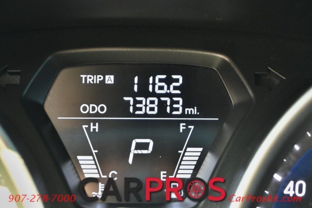 2013 Hyundai Elantra GLS - Automatic - Keyless Entry - Power Mirrors, Windows & Door Locks - Cruise Control - Air Conditioning - Alloy Wheels Anchorage AK