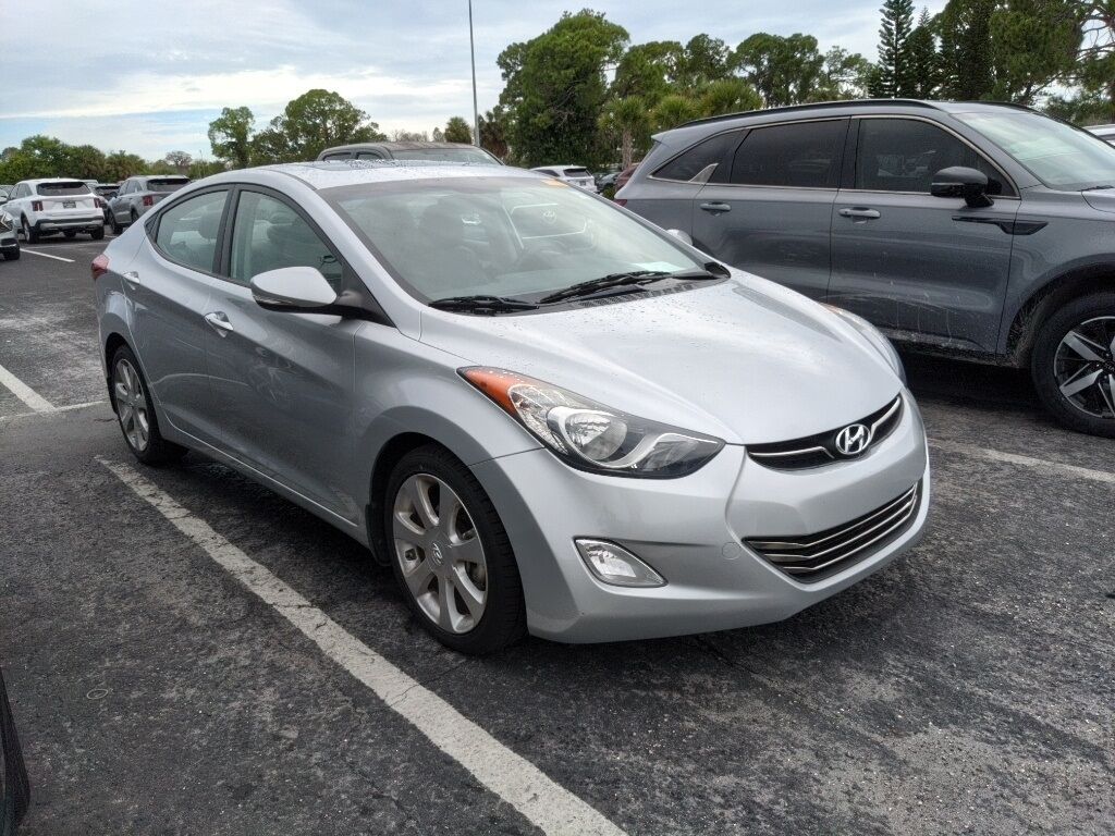 2013 Hyundai Elantra Limited Oshkosh WI