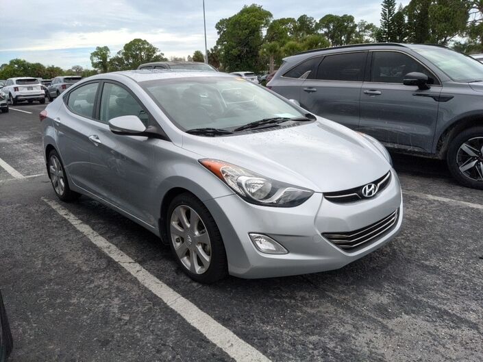 2013 Hyundai Elantra Limited Oshkosh WI