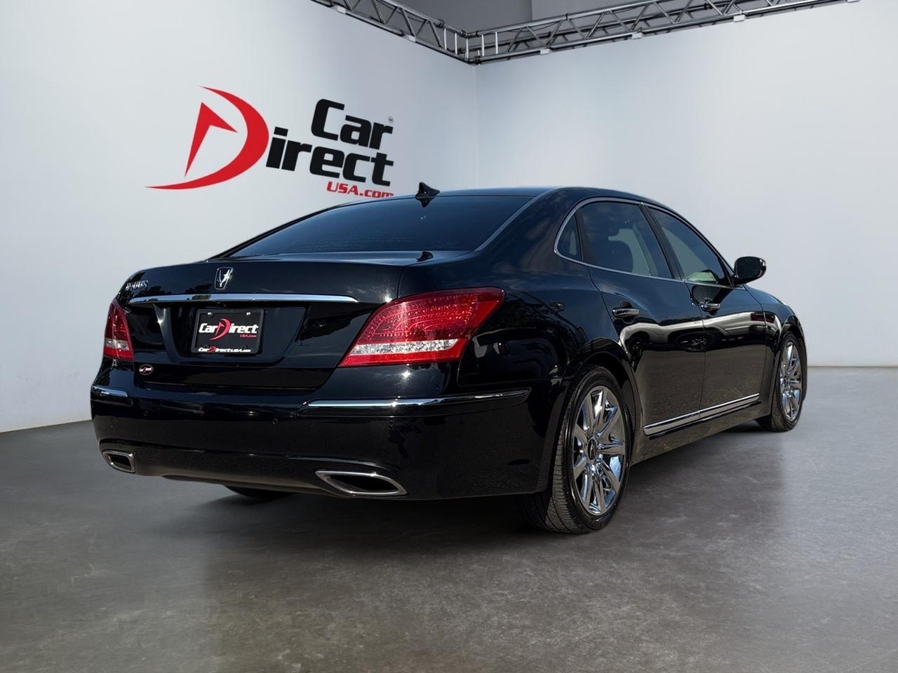 2013 Hyundai Equus Signature, NAVIGATION, BLUETOOTH, HEATED & VENTILATED SEATS, PUSH BUTTON START, HEATED REAR SEATS, TURN SIGNAL INDICATIORS, POWER SUNROOF, LOW MILEAGE, COME RIDE IN LUXURY AT CAR DIRECT! Virginia Beach VA