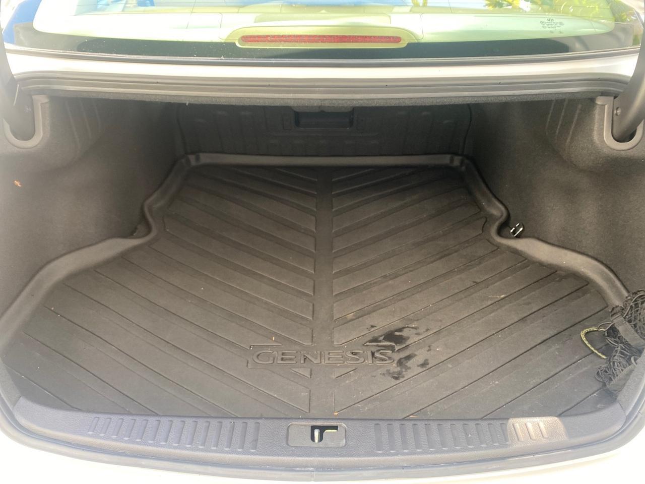 2013 Hyundai Genesis 3.8L LOW MILES 33,575 Pompano Beach FL