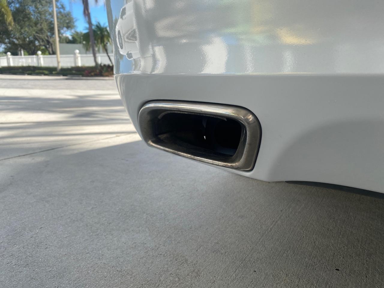 2013 Hyundai Genesis 3.8L LOW MILES 33,575 Pompano Beach FL