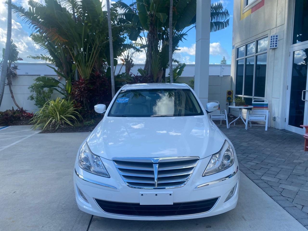 2013 Hyundai Genesis 3.8L LOW MILES 33,575 Pompano Beach FL