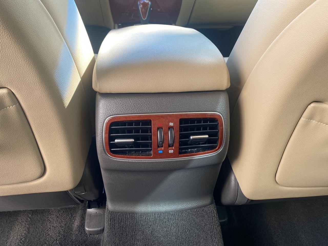 2013 Hyundai Genesis 3.8L LOW MILES 33,575 Pompano Beach FL