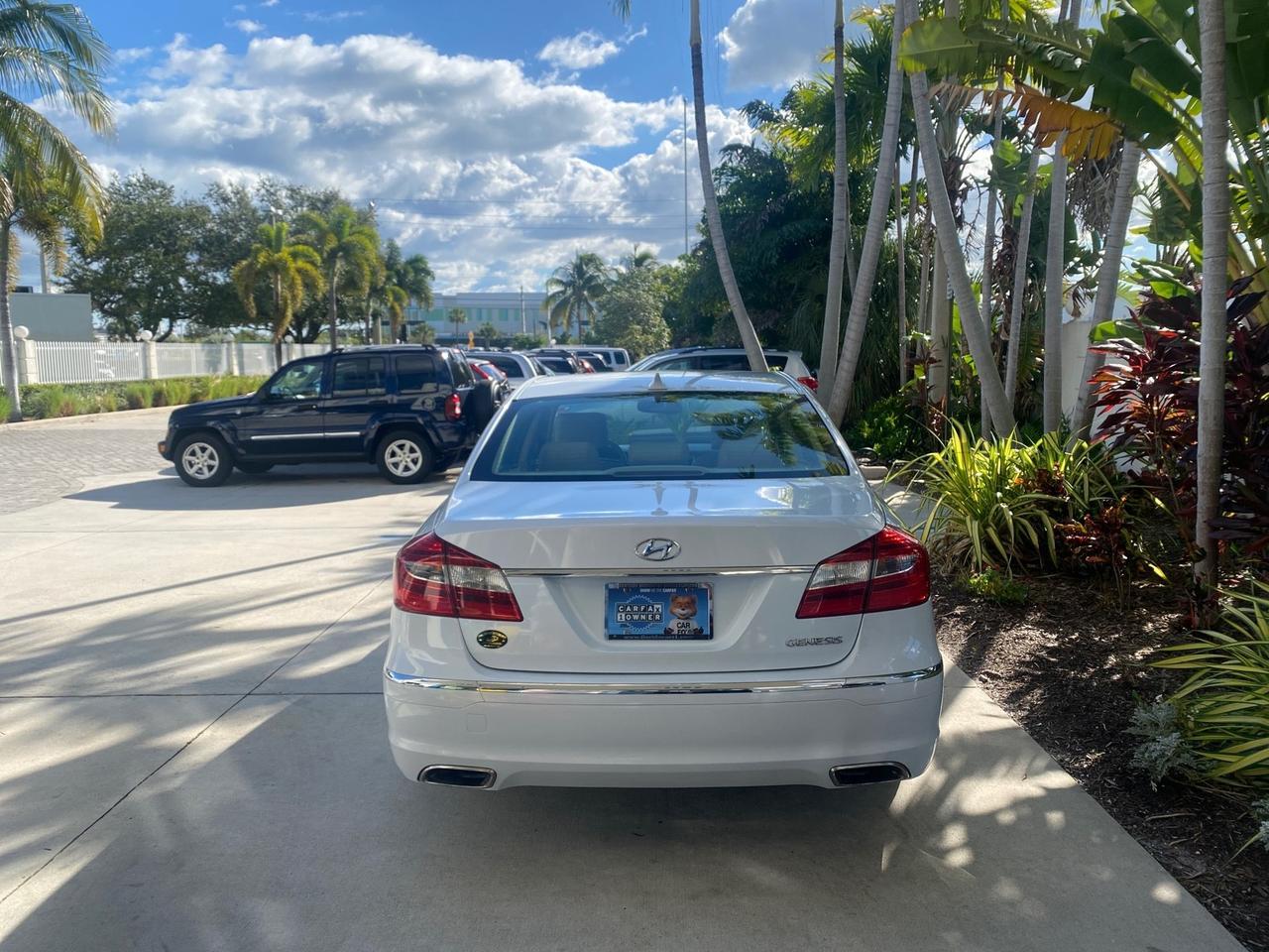 2013 Hyundai Genesis 3.8L LOW MILES 33,575 Pompano Beach FL