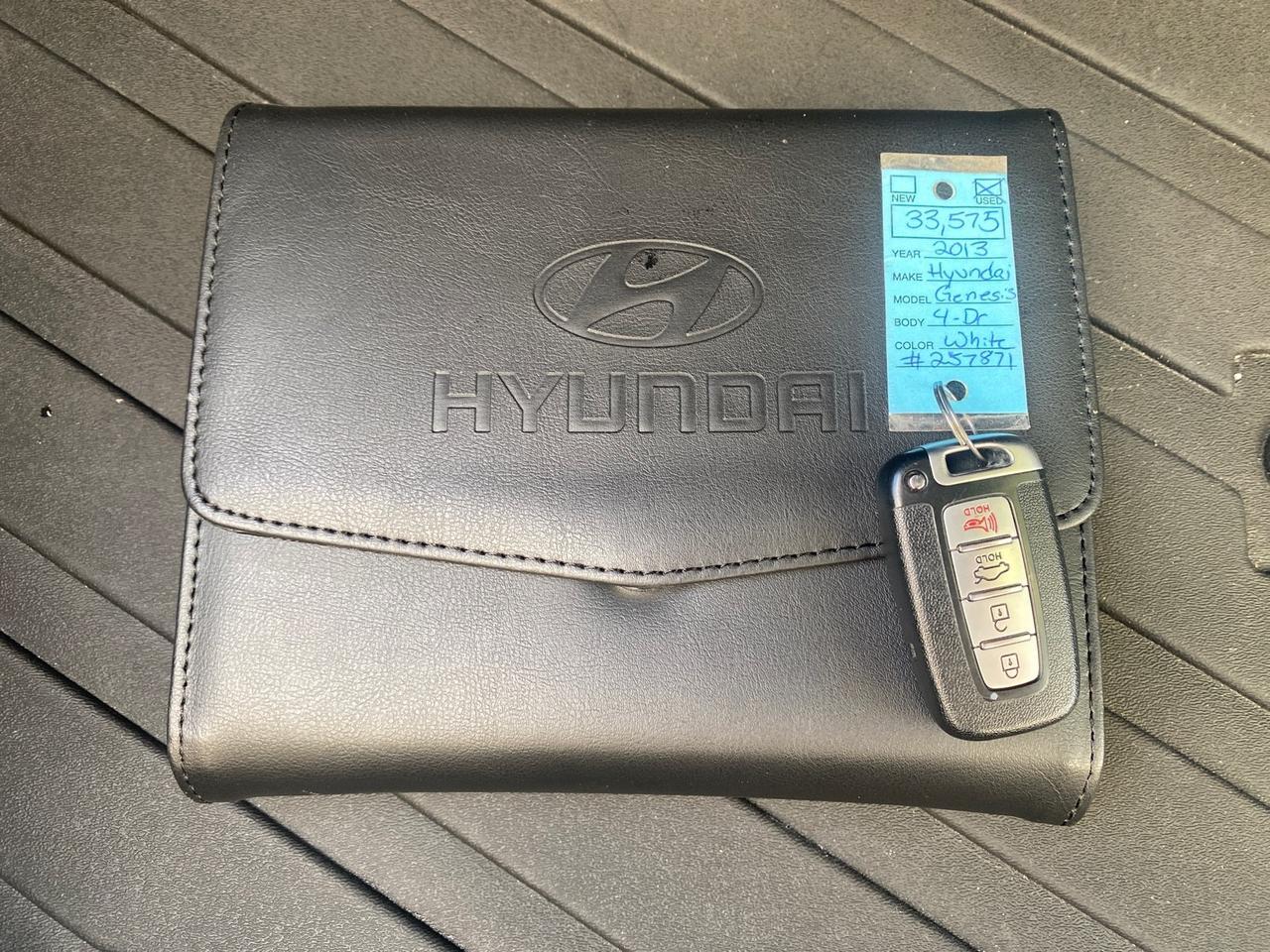 2013 Hyundai Genesis 3.8L LOW MILES 33,575 Pompano Beach FL