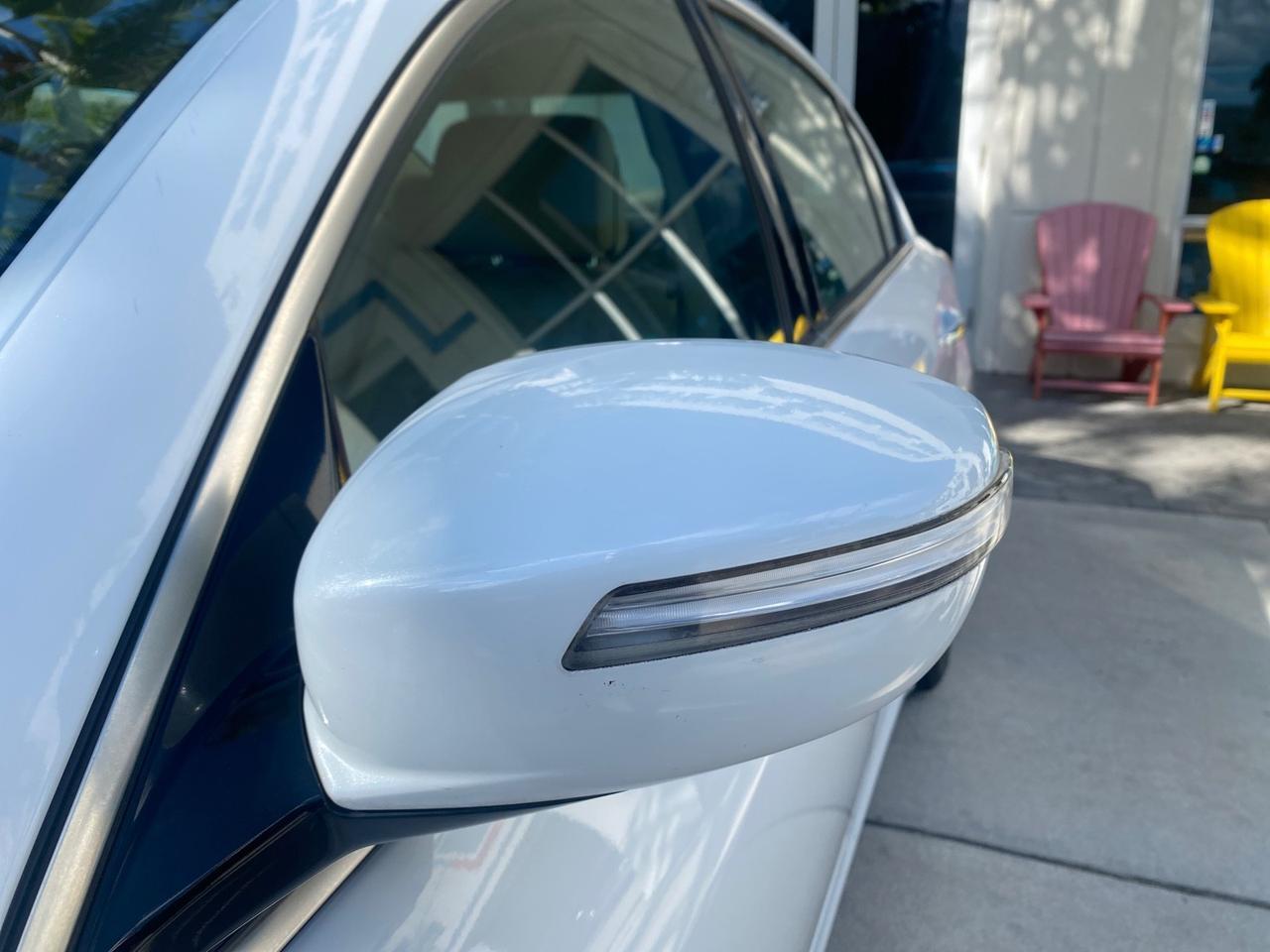 2013 Hyundai Genesis 3.8L LOW MILES 33,575 Pompano Beach FL