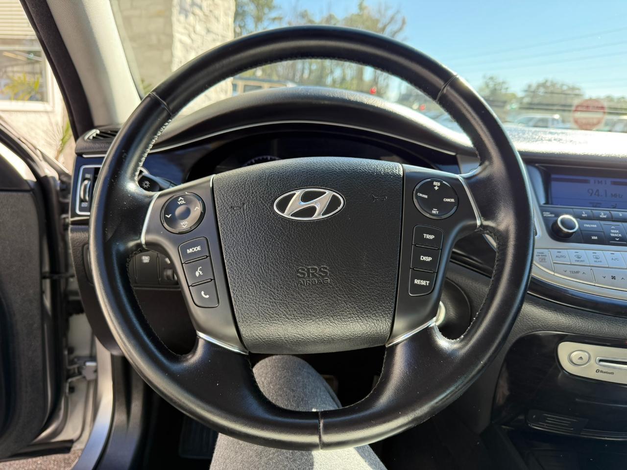 2013 Hyundai Genesis 4dr Sdn V6 3.8L Jacksonville FL