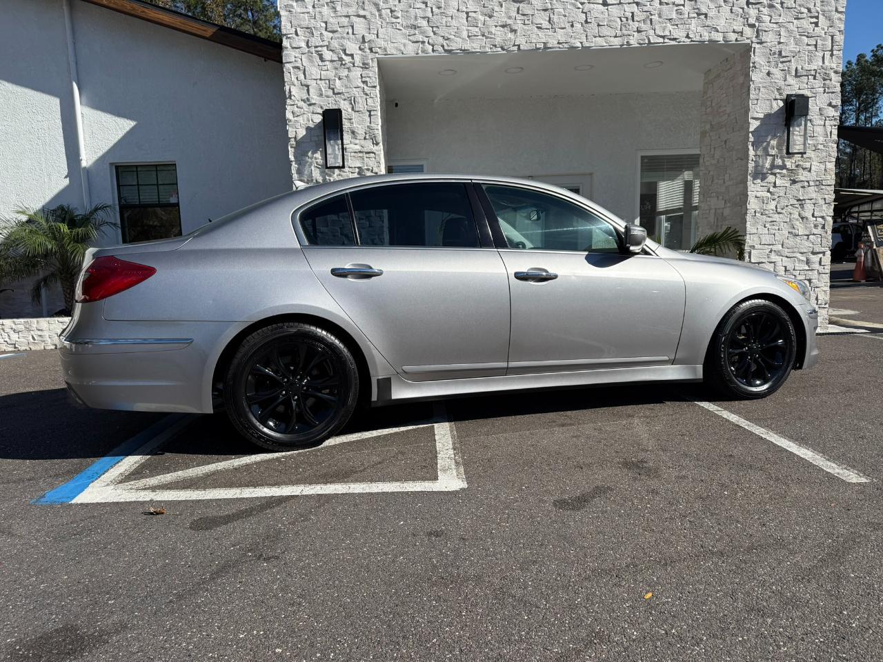 2013 Hyundai Genesis 4dr Sdn V6 3.8L Jacksonville FL