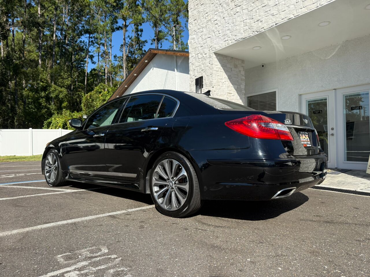 2013 Hyundai Genesis 4dr Sdn V8 5.0L R-Spec