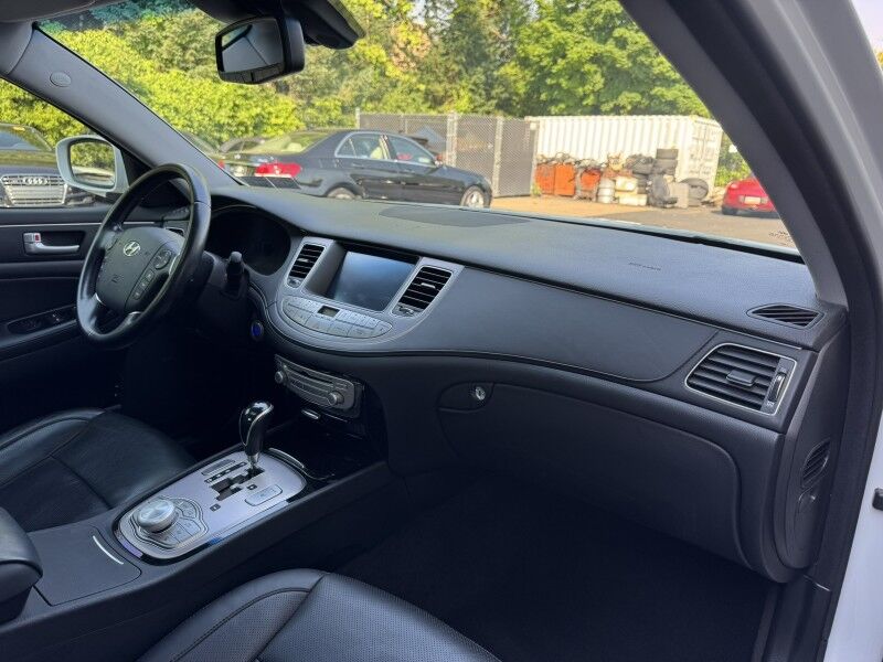 2013 Hyundai Genesis 5.0L R-Spec Willow Grove PA