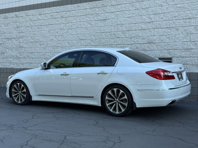 2013 Hyundai Genesis 5.0L R-Spec
