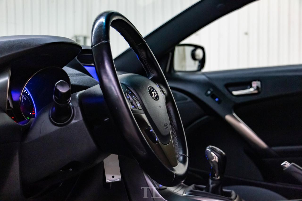 2013 Hyundai Genesis Coupe 2.0T Coupe Manual Red Deer AB