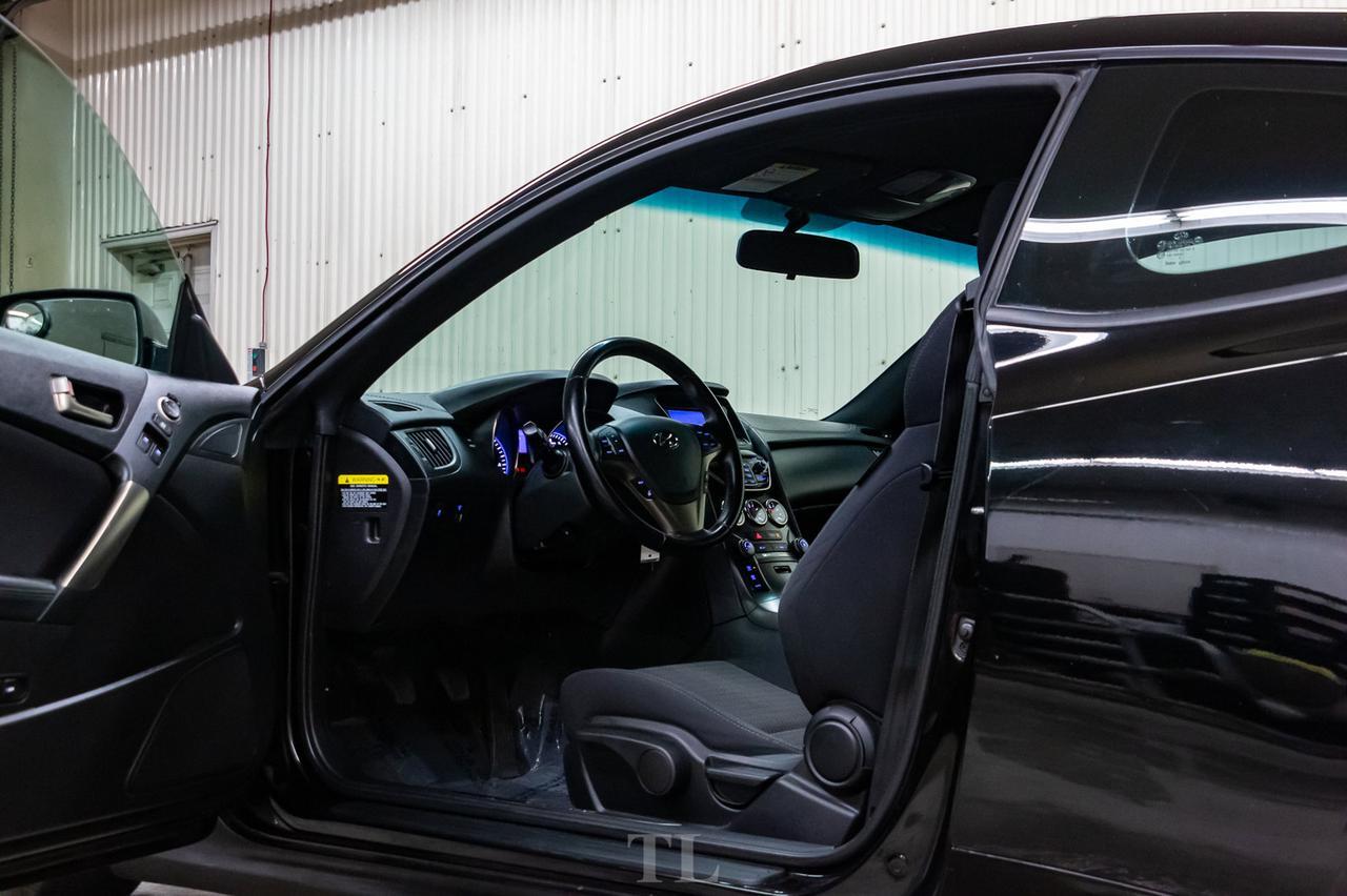 2013 Hyundai Genesis Coupe 2.0T Coupe Manual Red Deer AB