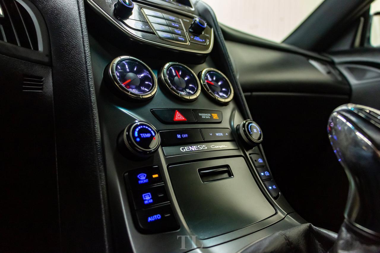 2013 Hyundai Genesis Coupe 2.0T Coupe Manual Red Deer AB